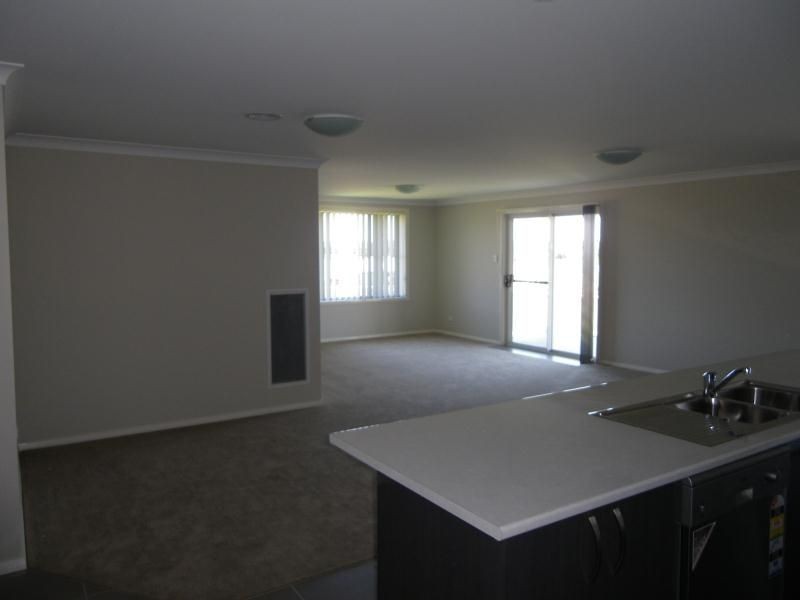 16 Packham Street, Orange NSW 2800