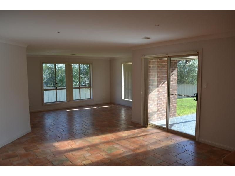 5 Bonnie Doon Place, Orange NSW 2800