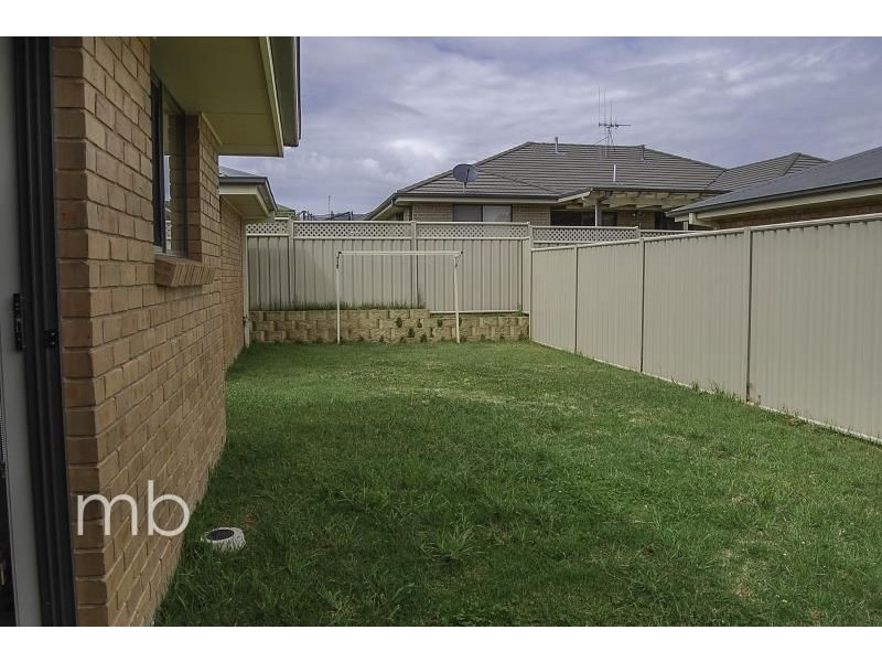2 Etna Street, Orange NSW 2800