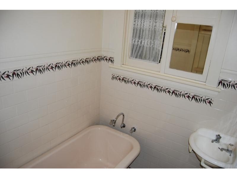 84 McLachlan Street, Orange NSW 2800