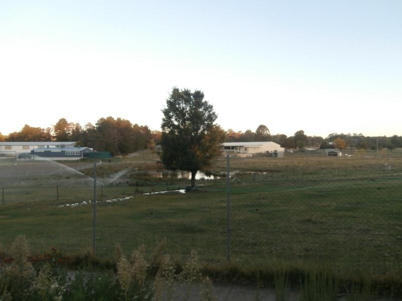 24 Ennis Way, Bathurst NSW 2795