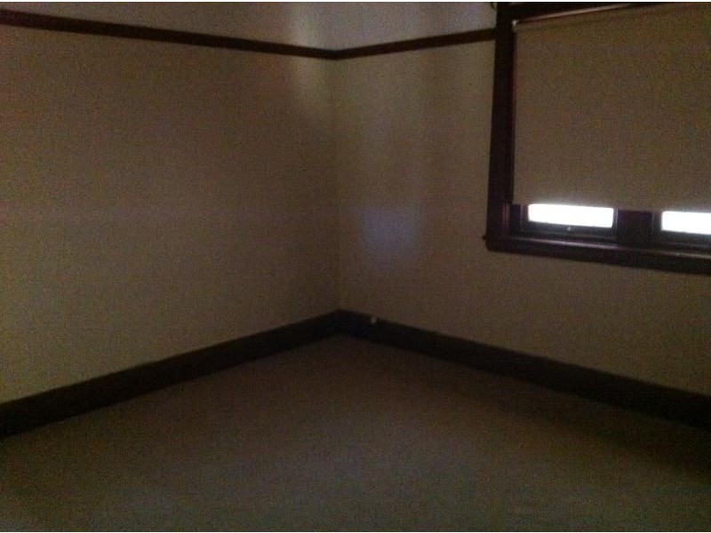 198 Piper Street, Bathurst NSW 2795