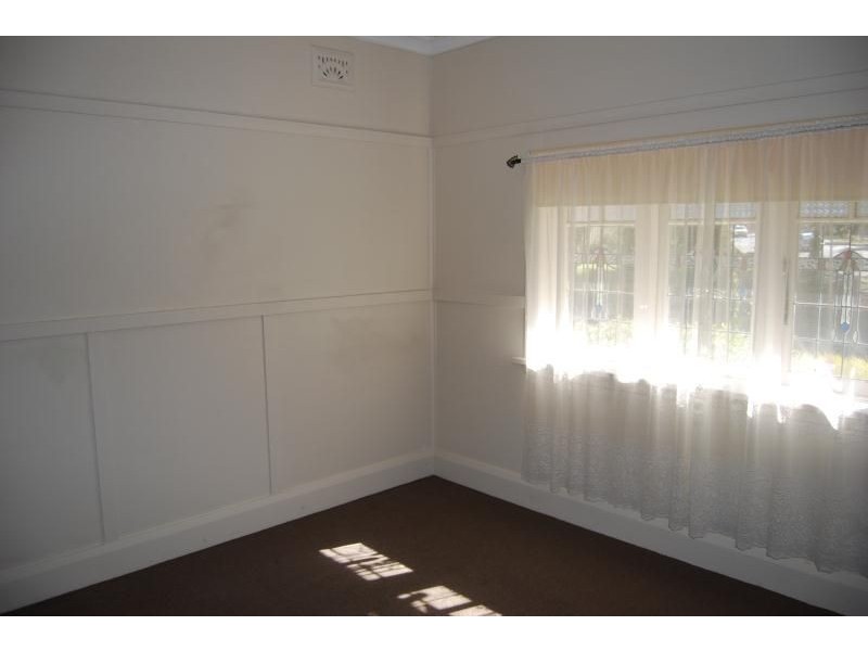 50 Bathurst Road, Orange NSW 2800