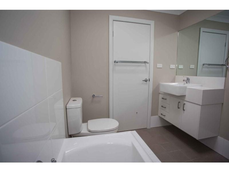 58 Botanic Way, Orange NSW 2800