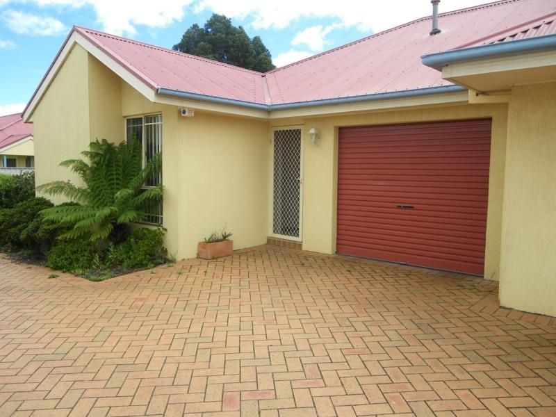 2/119 Edward Street, Orange NSW 2800