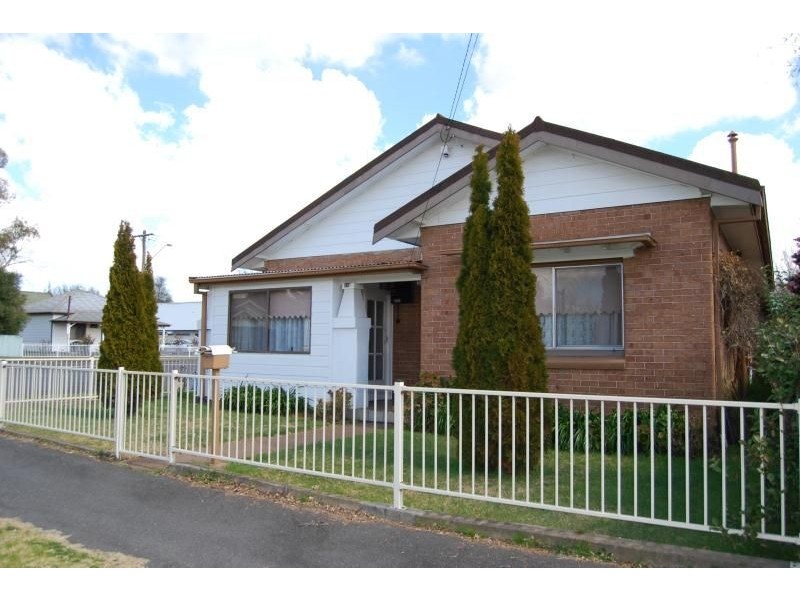 111 Edward Street, Orange NSW 2800