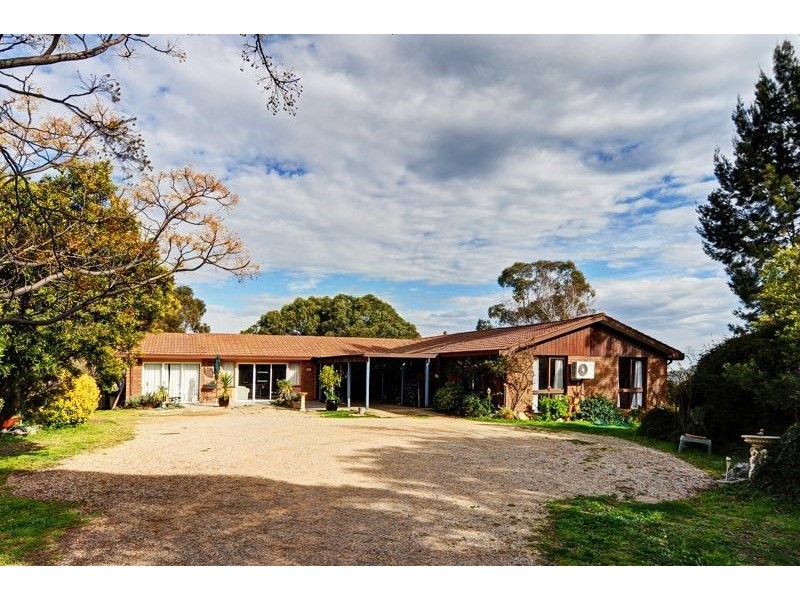 3 Maronoa Drive, Clifton Grove NSW 2800