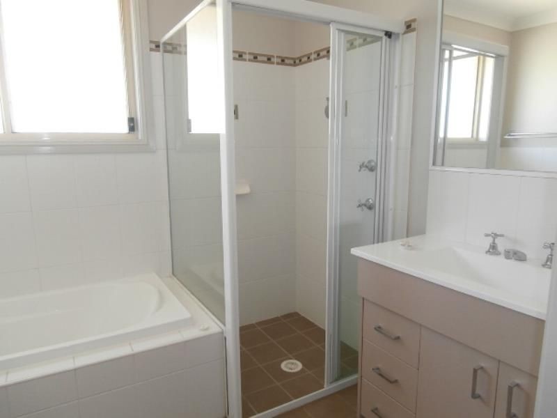 3 Ruby Close, Kelso NSW 2795