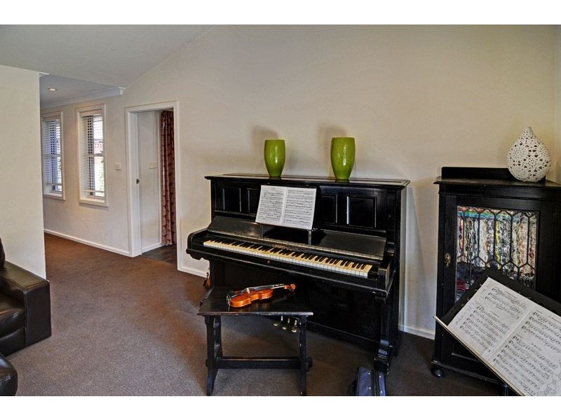 7 Boolaroo Place, Orange NSW 2800