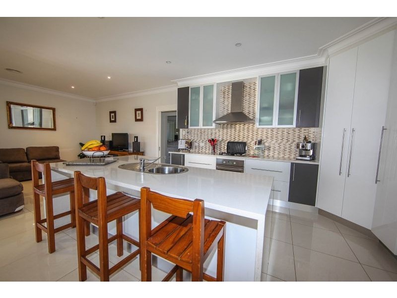 3 Gregory Place, Orange NSW 2800
