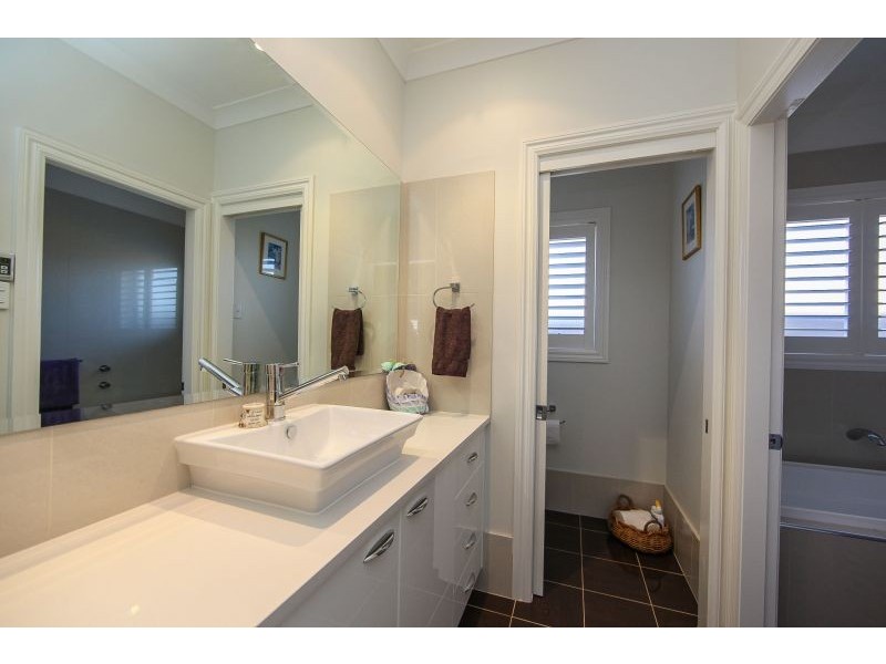 3 Gregory Place, Orange NSW 2800