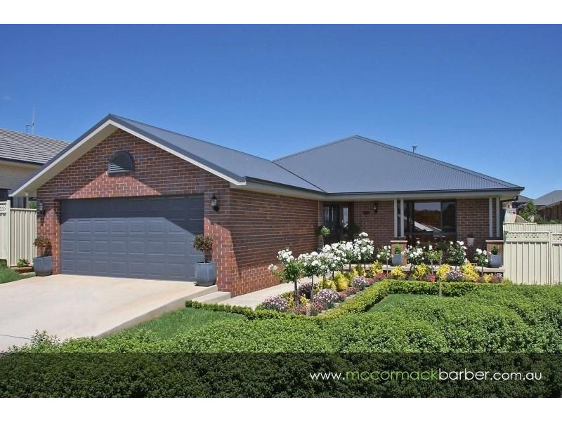 25 George Weily Place, Orange NSW 2800