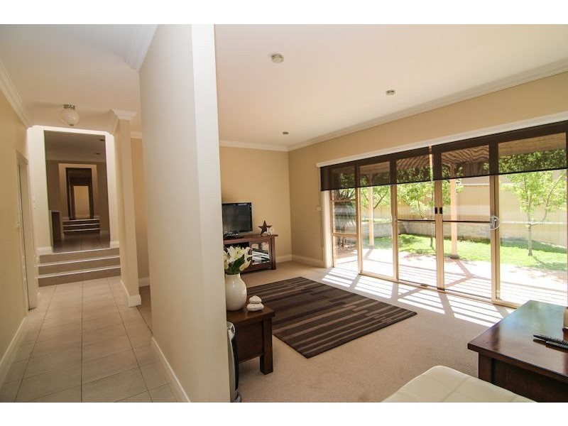 7 Diamond Drive, Orange NSW 2800