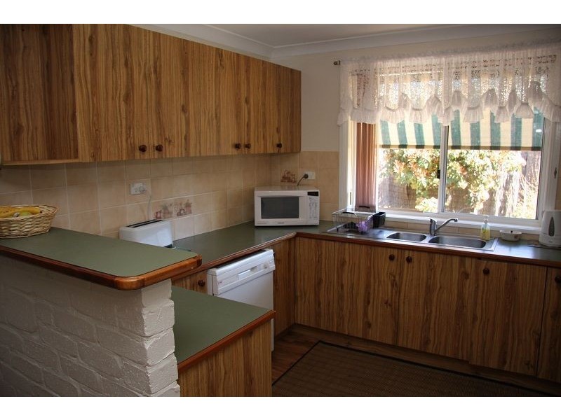 37 Park Street, Bathurst NSW 2795