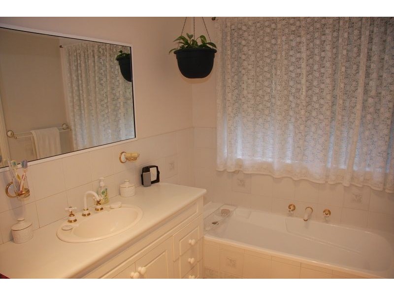 37 Park Street, Bathurst NSW 2795