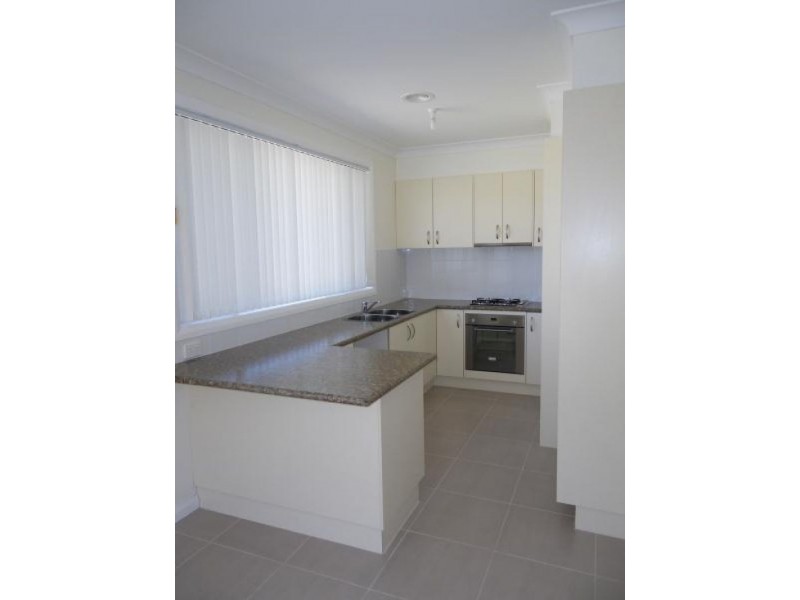 12 Begonia Place, Orange NSW 2800