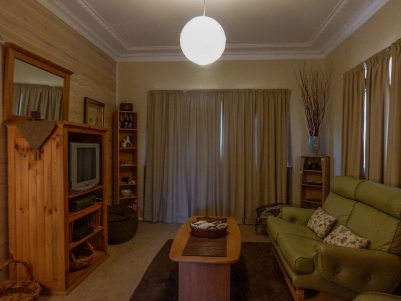 31 Spring Street, Orange NSW 2800