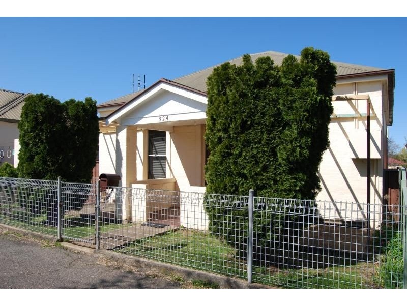 324 Lords Place, Orange NSW 2800