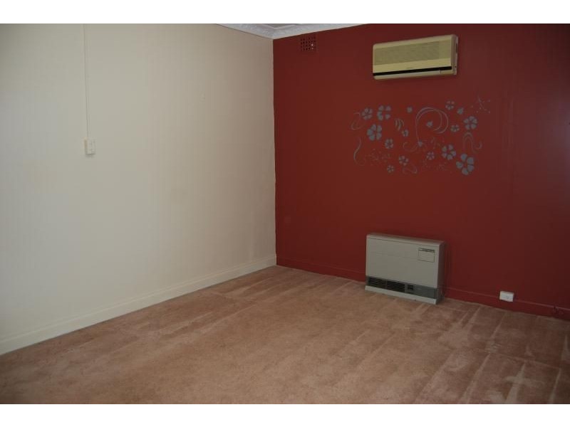 324 Lords Place, Orange NSW 2800