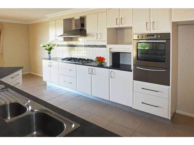 25 George Weily Place, Orange NSW 2800