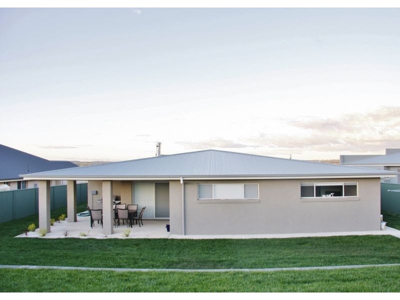 126 Evernden Road, Bathurst NSW 2795