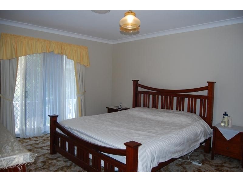 9 Pulari Place, Orange NSW 2800