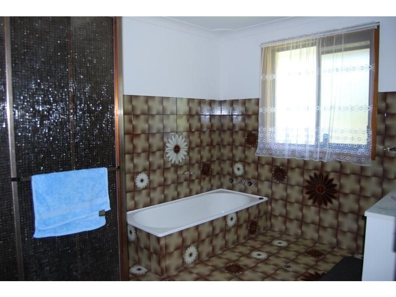 9 Pulari Place, Orange NSW 2800