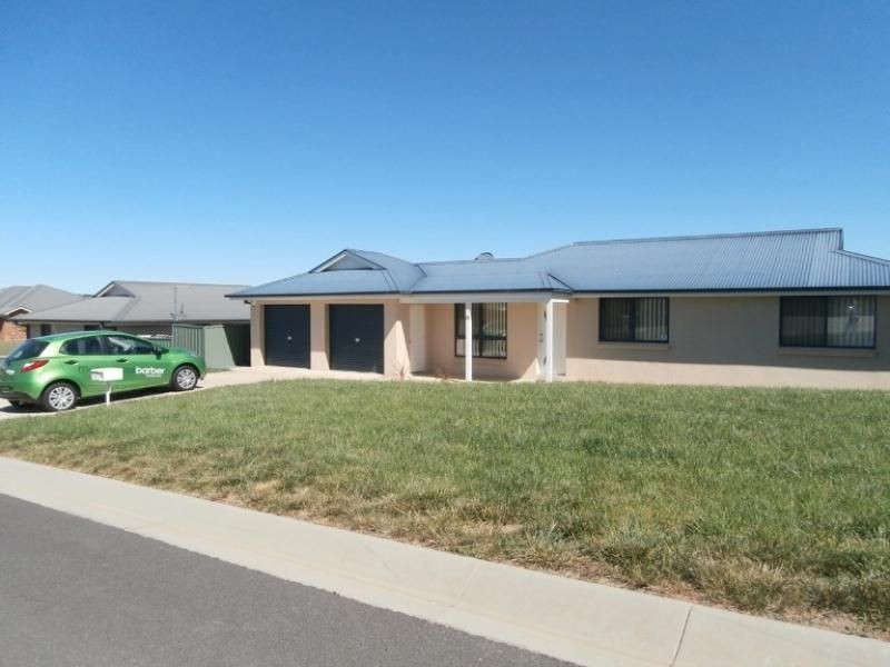 24 Colonial Circuit, Bathurst NSW 2795