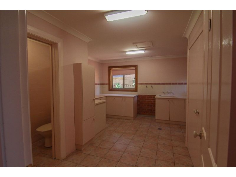 14 Thoopara Place, Orange NSW 2800