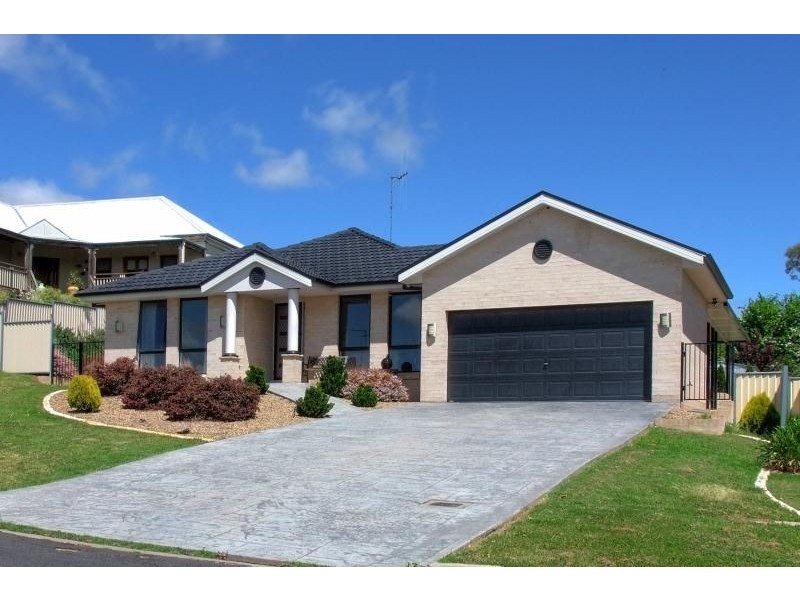 9 Emily Place, Orange NSW 2800