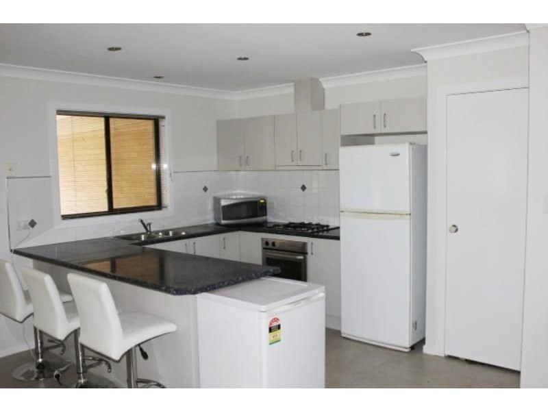 9 Emily Place, Orange NSW 2800