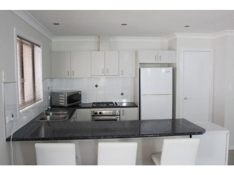 9 Emily Place, Orange NSW 2800