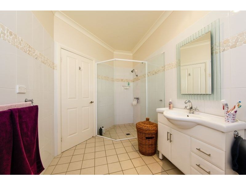 9 Valencia Drive, Orange NSW 2800