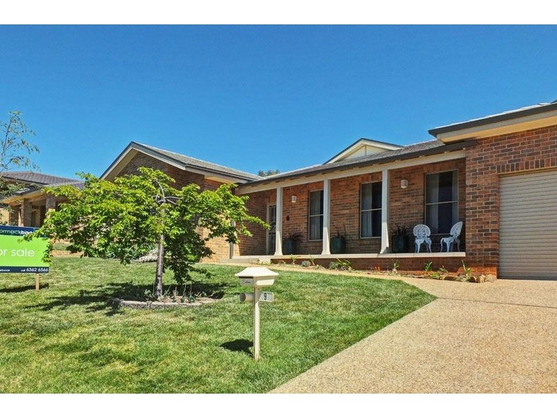 9 Valencia Drive, Orange NSW 2800