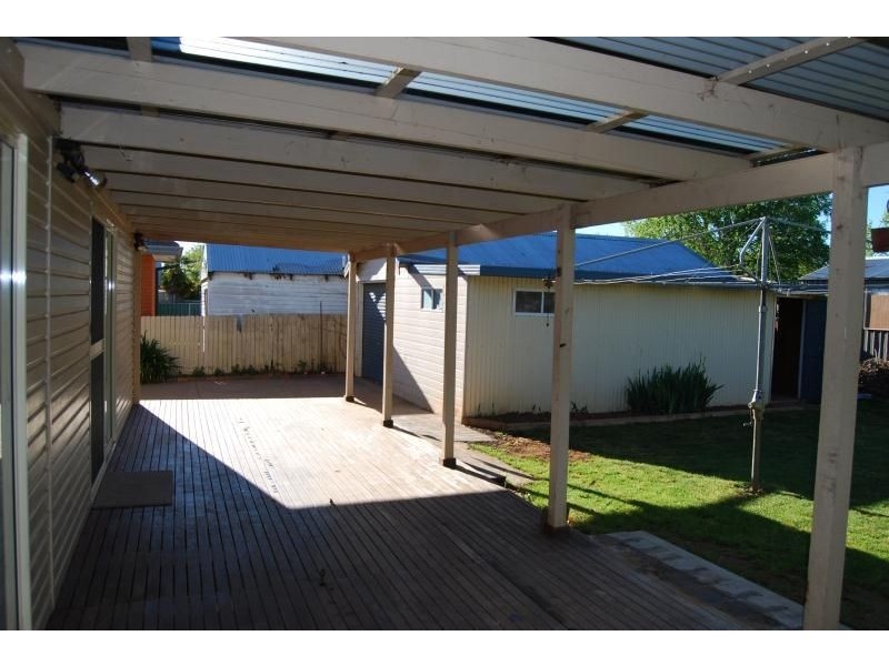 36 Warrendine Street, Orange NSW 2800