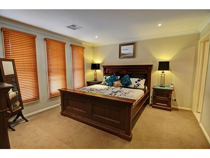 4 Diamond Drive, Orange NSW 2800