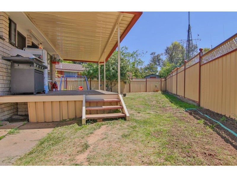 7 James Cook Crescent, Orange NSW 2800