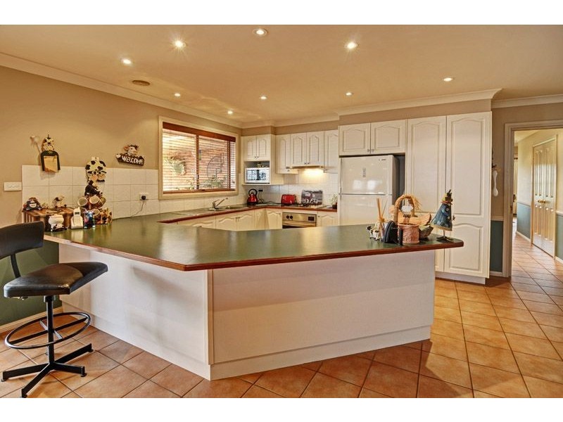 27 Olympic Drive, Orange NSW 2800