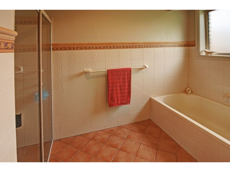27 Olympic Drive, Orange NSW 2800