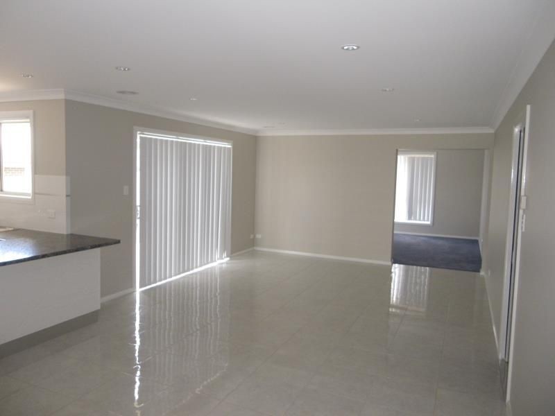 12 Agate Street, Orange NSW 2800