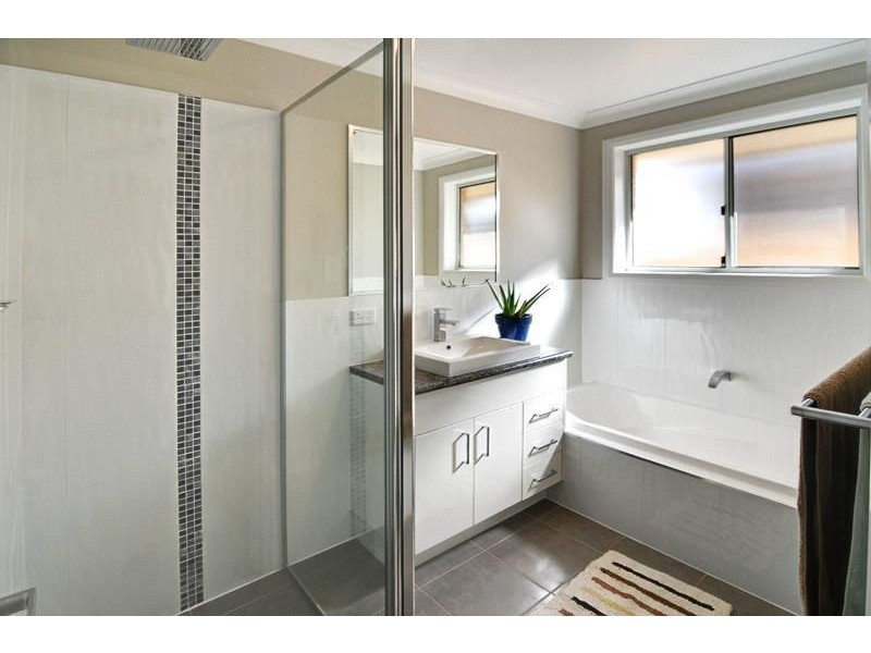 12 Agate Street, Orange NSW 2800