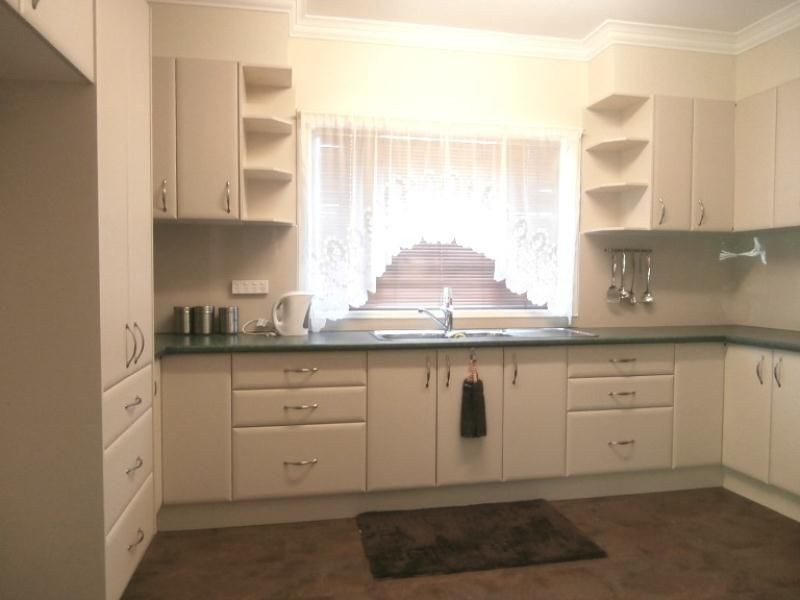 16 Rockley Street, Bathurst NSW 2795