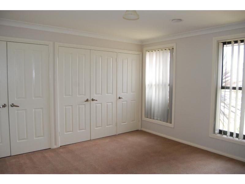 3 Burrows Court, Orange NSW 2800