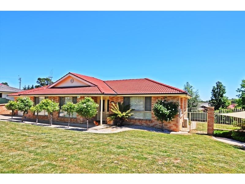 28 McCarron Place, Orange NSW 2800