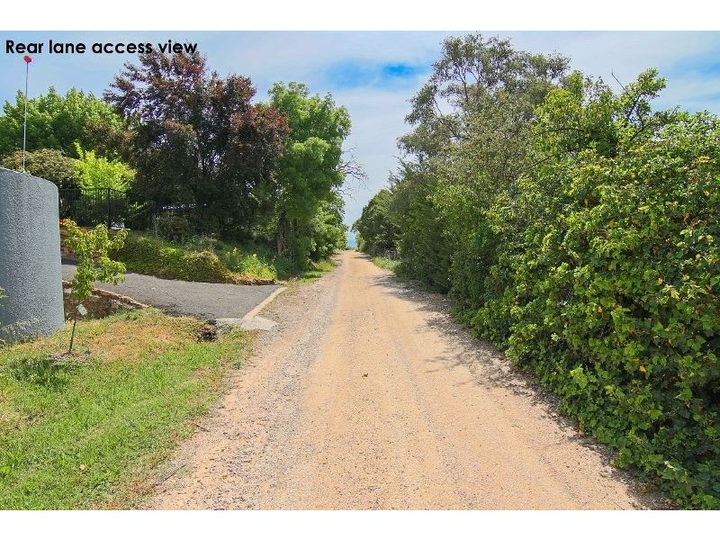 6 Wellington Street, Molong NSW 2866