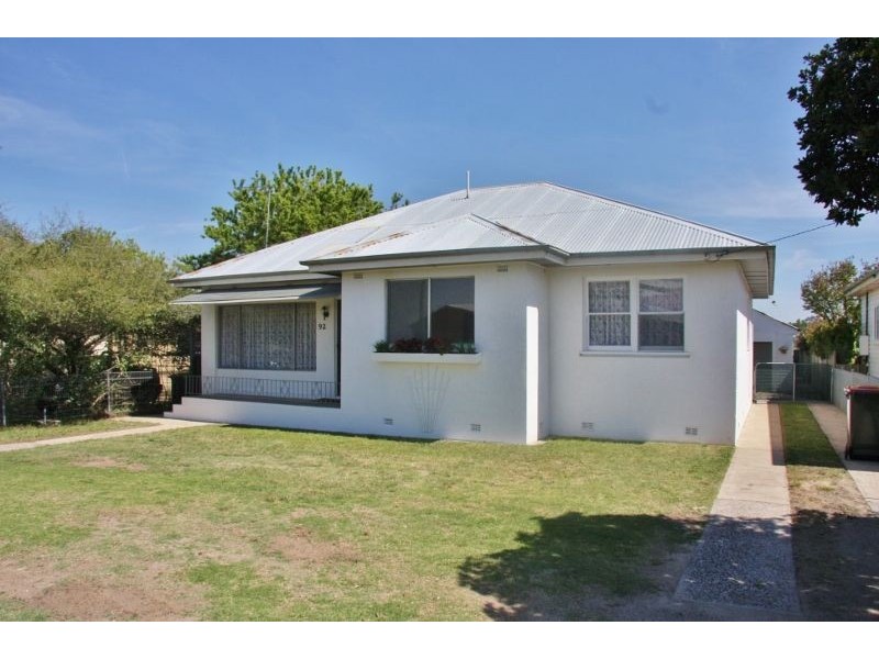 92 Hereford Street, Bathurst NSW 2795