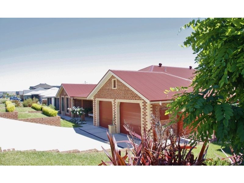 56 James Barnet Drive, Bathurst NSW 2795