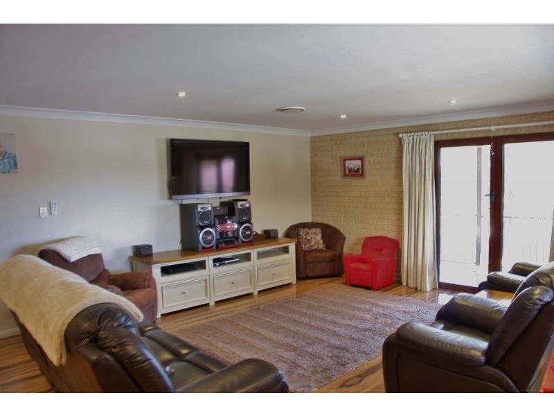 56 James Barnet Drive, Bathurst NSW 2795