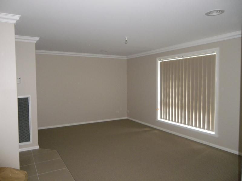 60 Diamond Drive, Orange NSW 2800