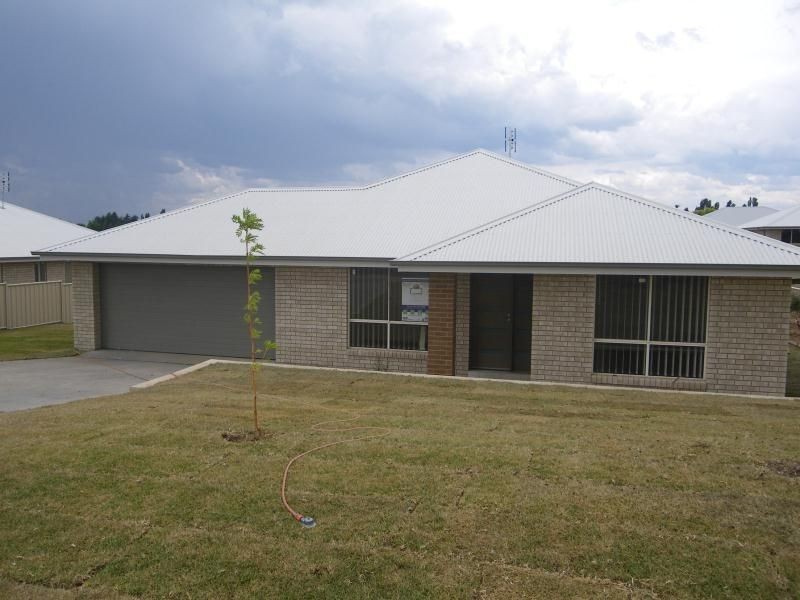 7 Poplars Drive, Orange NSW 2800